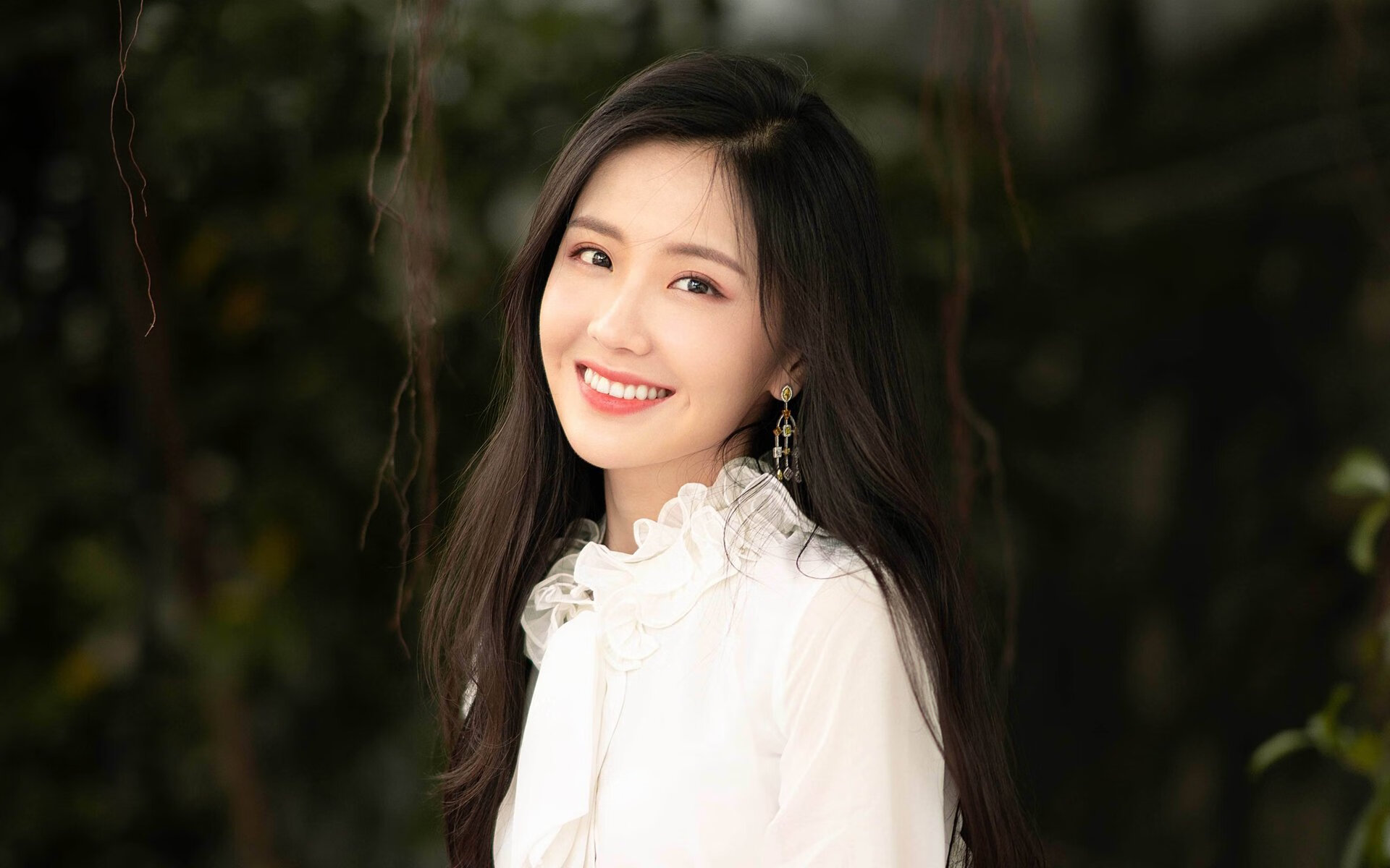 骨架的胜利，当强韧终结悬念，以精密接管比赛